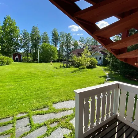 Alojamento de Acomodação e Pequeno-almoço Rauhalan Kievari 3*